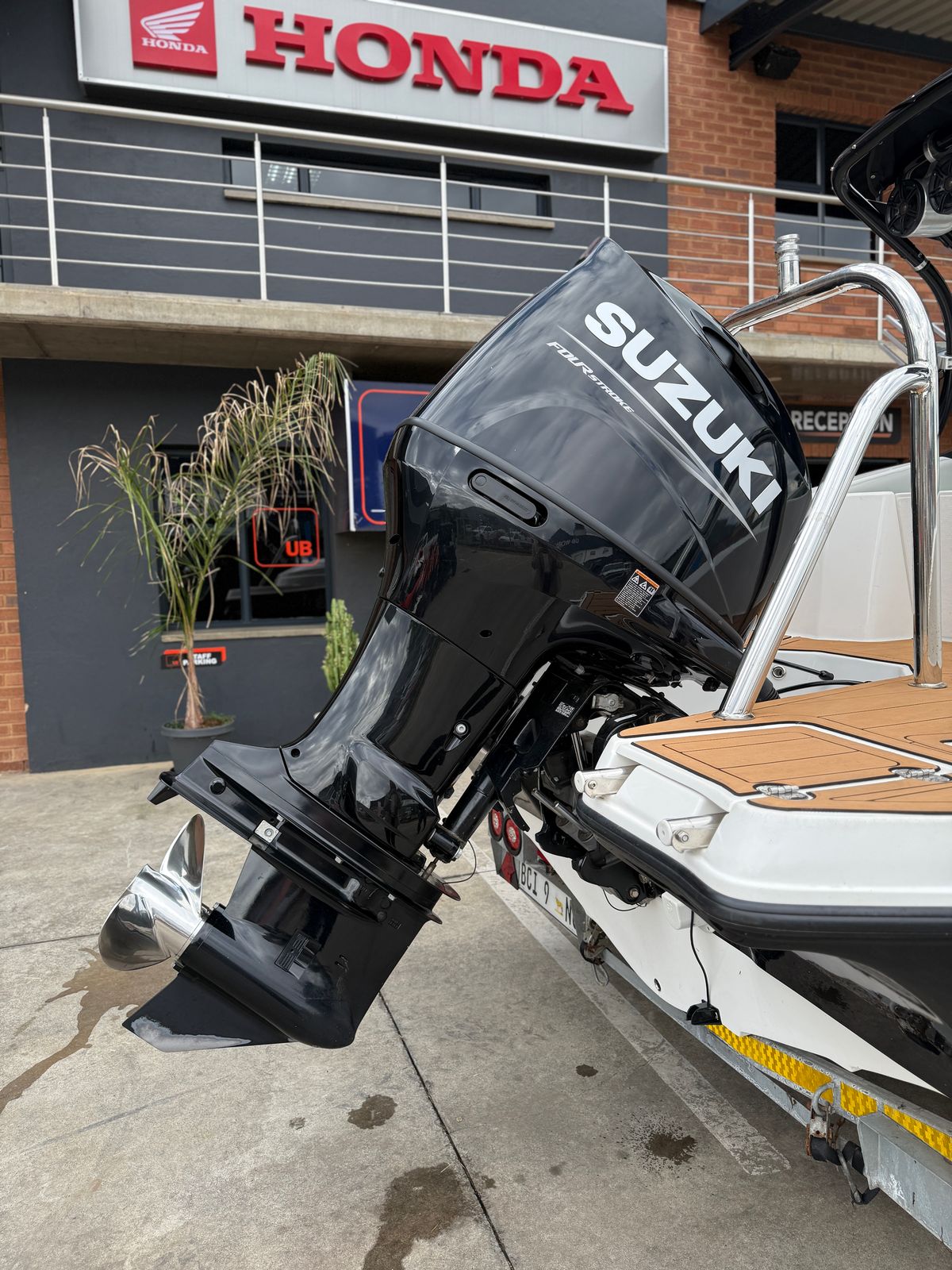 2024 PANACHE 2250 BOAT WITH MERCURY 300HP V8 VERADO OUTBOARD MOTOR