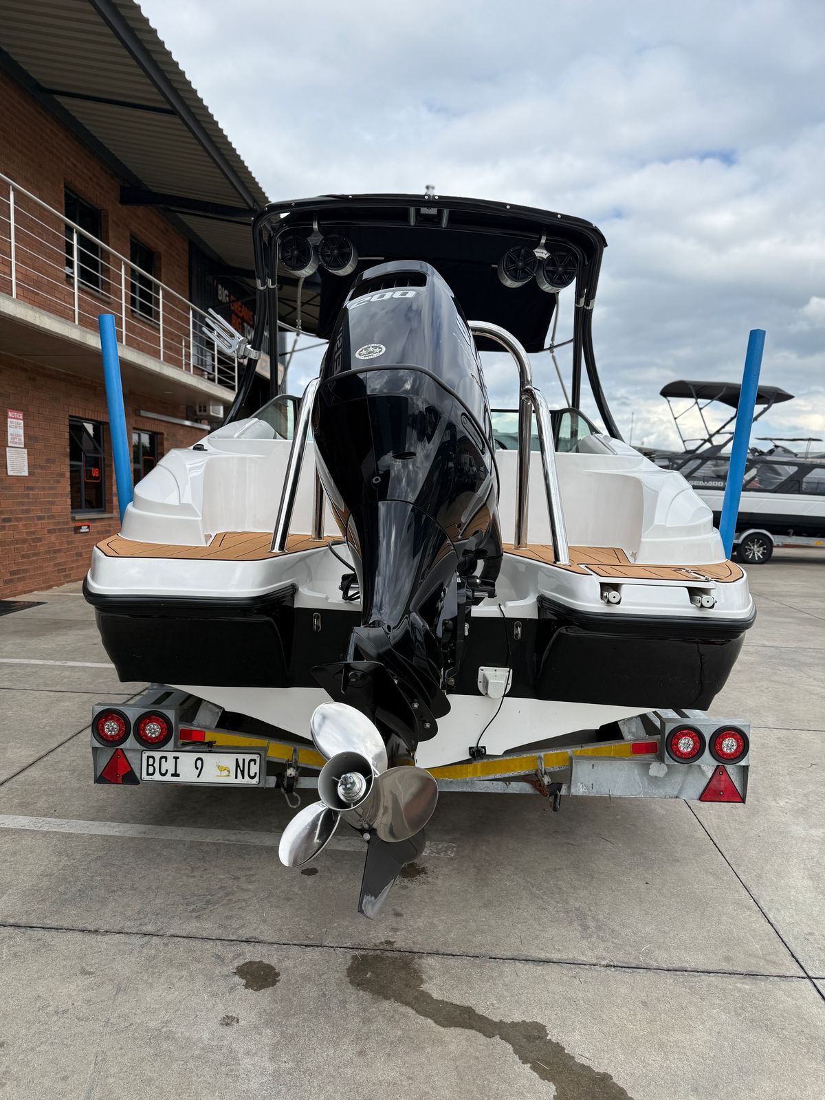 2024 PANACHE 2250 BOAT WITH MERCURY 300HP V8 VERADO OUTBOARD MOTOR