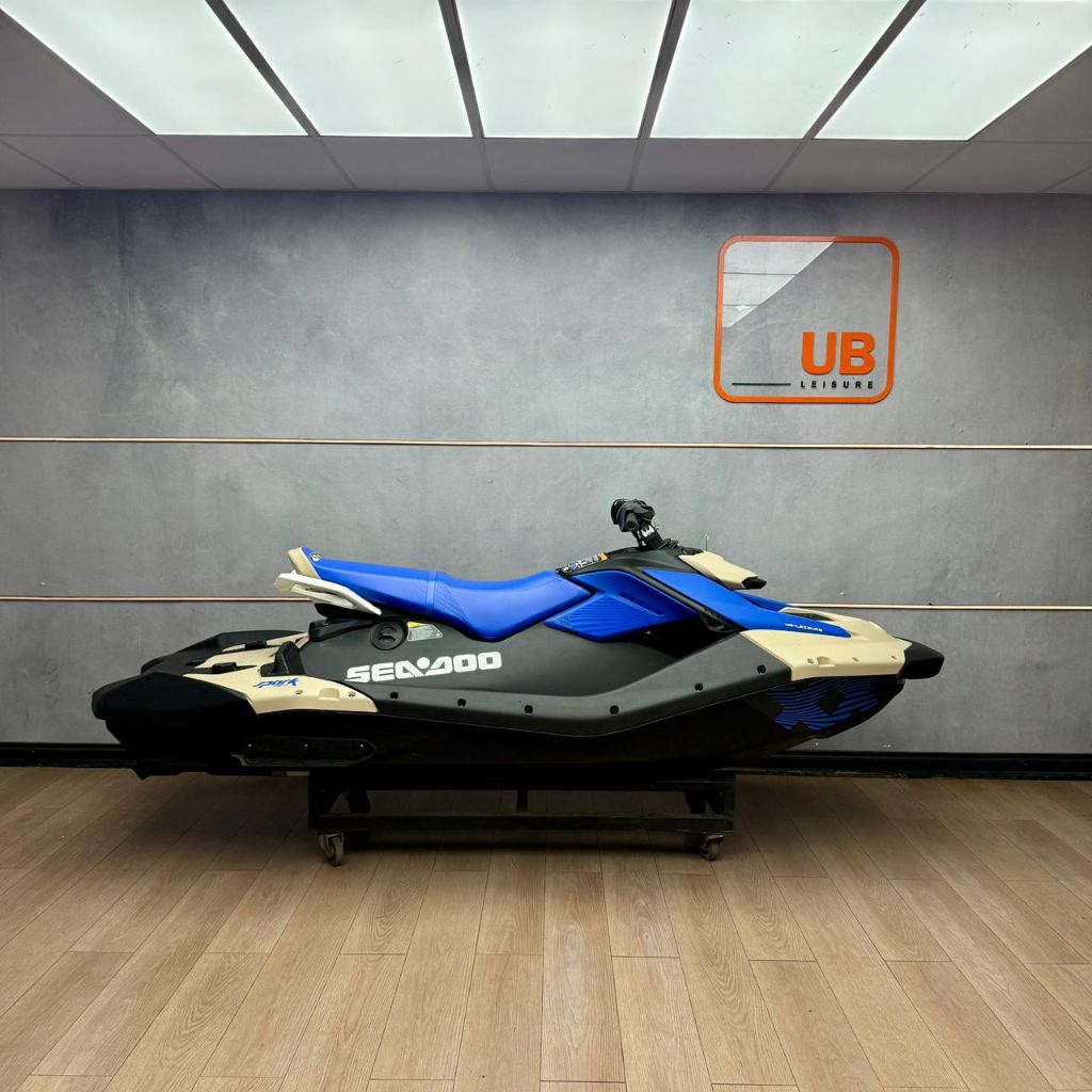2025 SEADOO SPARK TRIXX 3UP 90HP- SAND DAZZLING BLUE | UB Leisure | UB ...